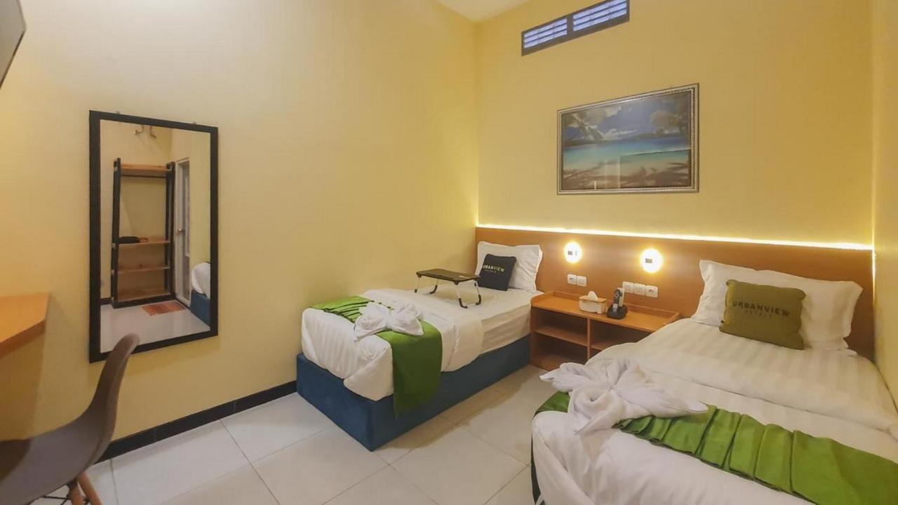 Urbanview Hotel Sakura Kampung Inggris Pare By Reddoorz 外观 照片